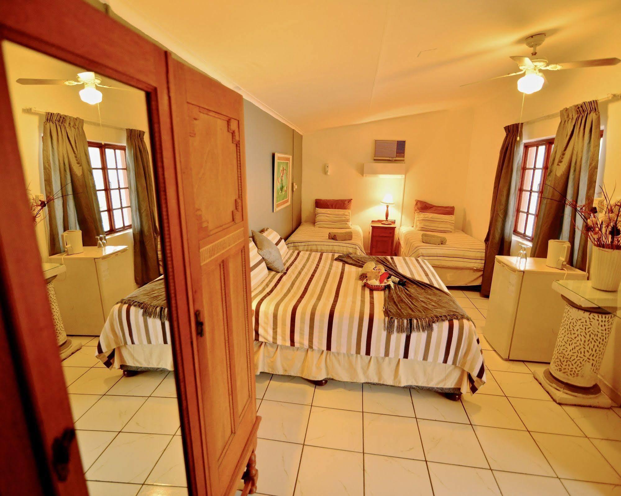 Lalamo Guesthouse Phalaborwa Dış mekan fotoğraf