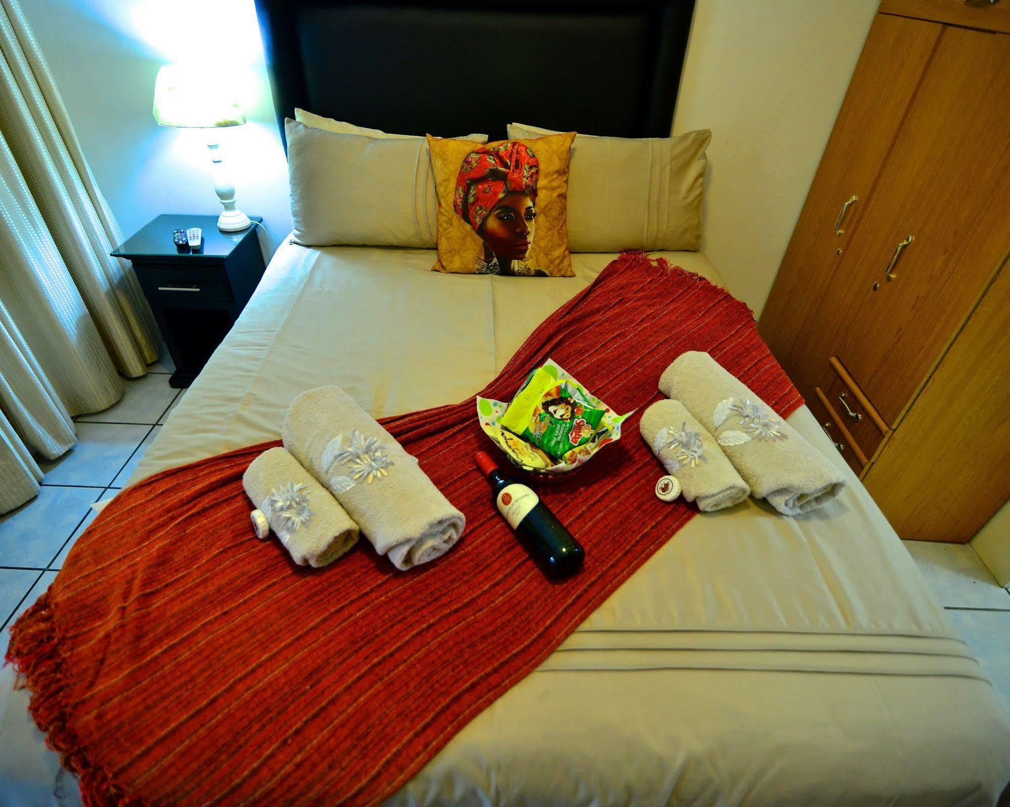 Lalamo Guesthouse Phalaborwa Dış mekan fotoğraf