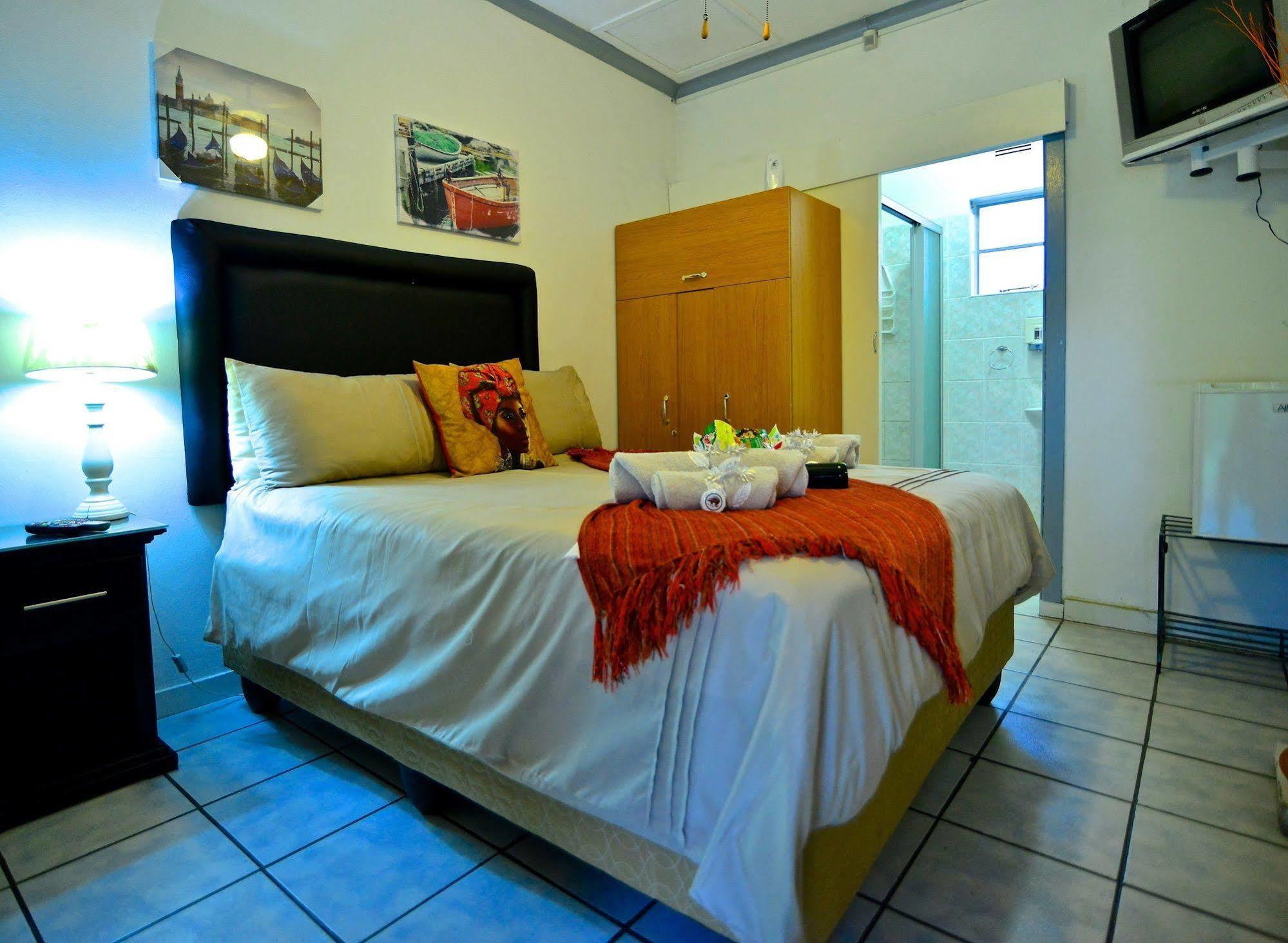 Lalamo Guesthouse Phalaborwa Dış mekan fotoğraf